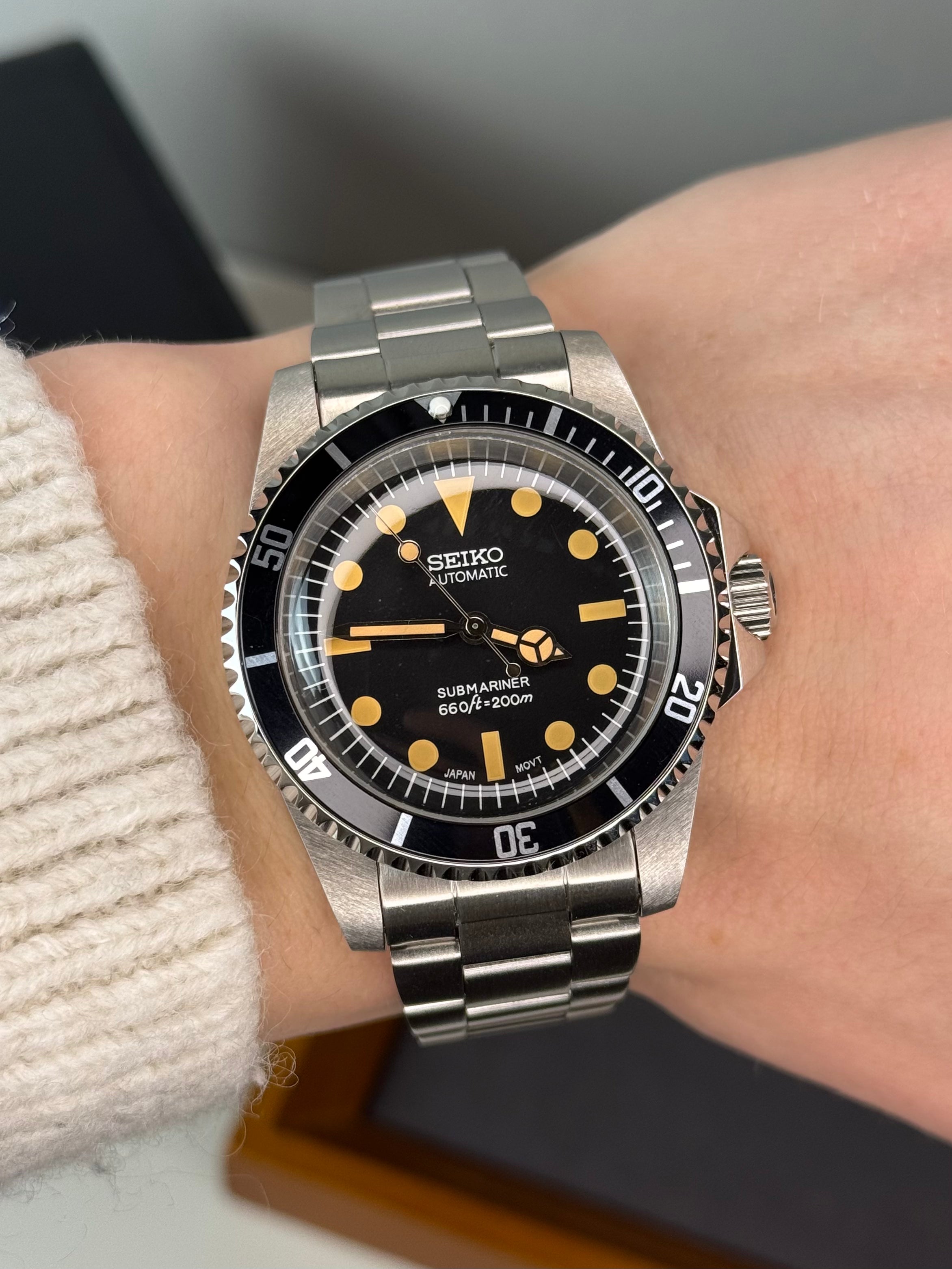 Seiko Mod Black Vintage Sub Diver | Oyster • 40mm Sapphire• NH35 Automatic