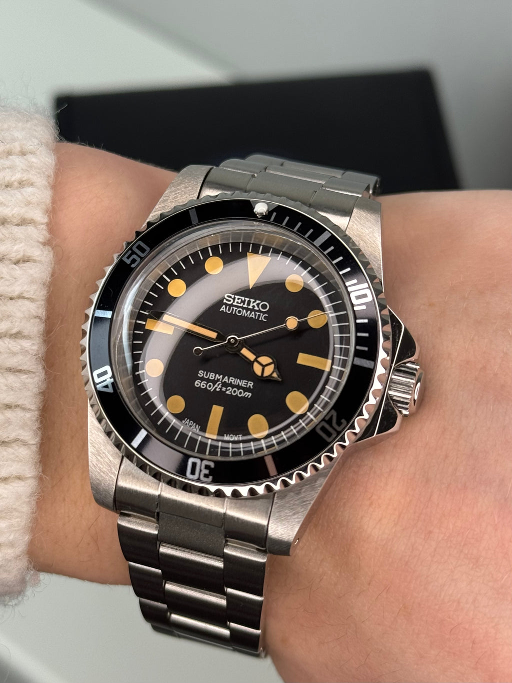 Seiko Mod Black Vintage Sub Diver | Oyster • 40mm Sapphire• NH35 Automatic