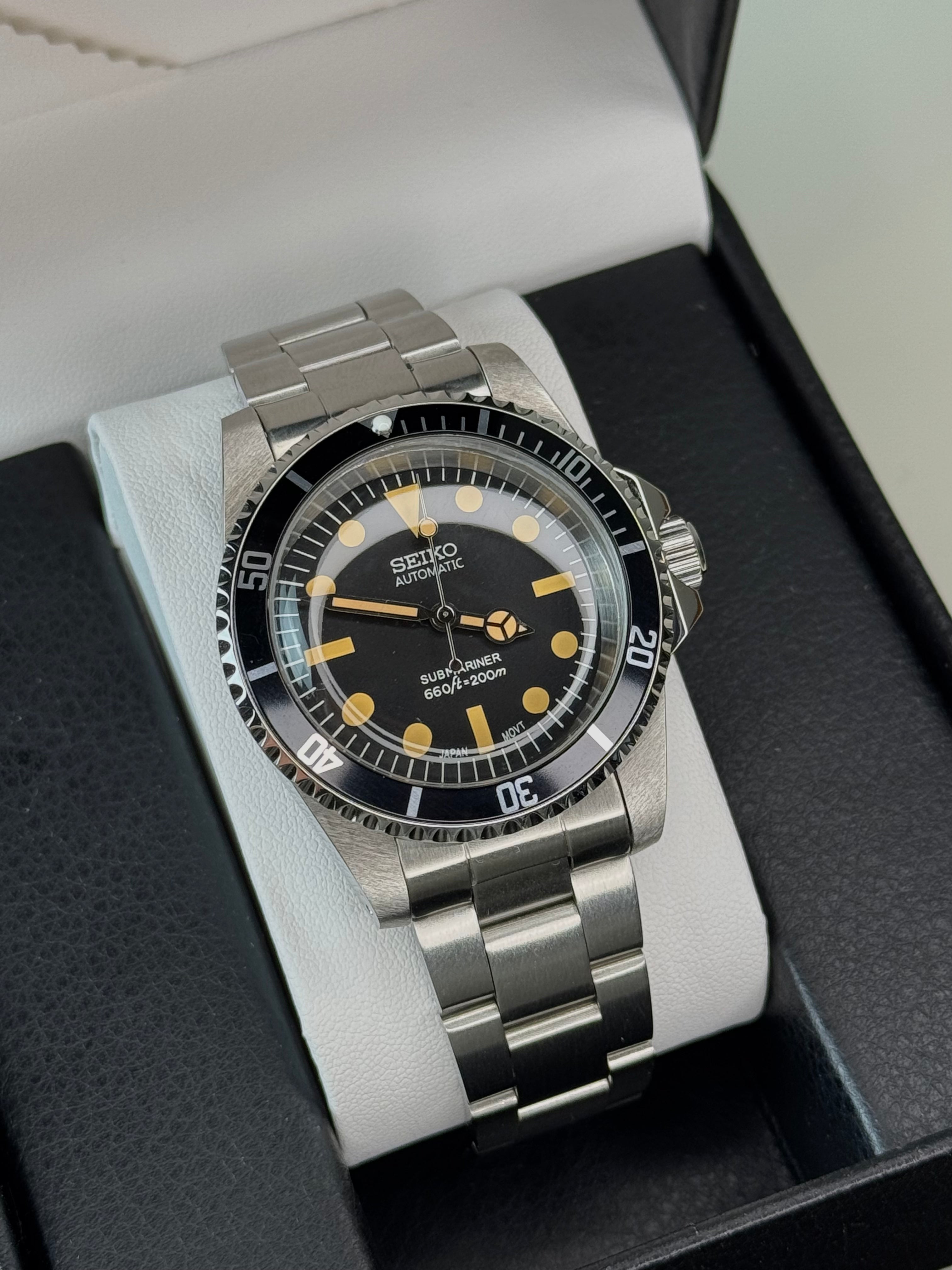 Seiko Mod Black Vintage Sub Diver | Oyster • 40mm Sapphire• NH35 Automatic