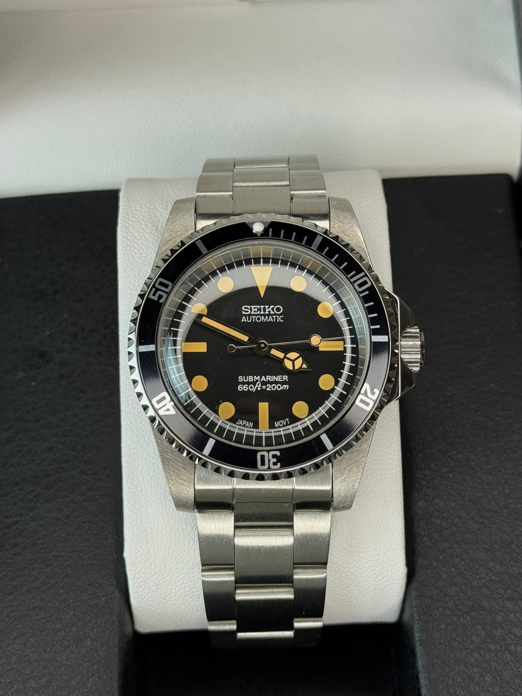 Seiko Mod Black Vintage Sub Diver | Oyster • 40mm Sapphire• NH35 Automatic