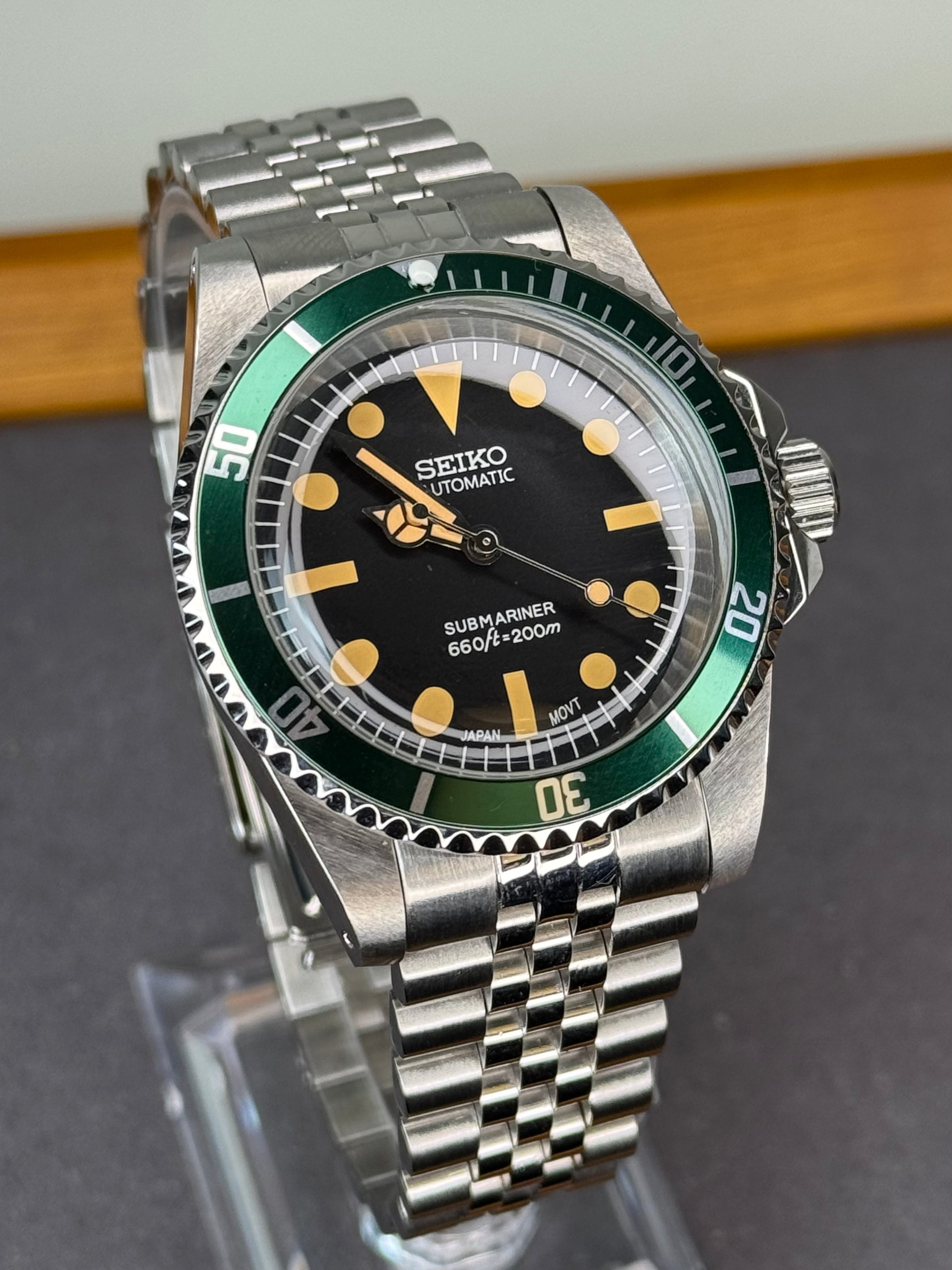 Seiko Mod Green Vintage Sub Diver | Oyster • 40mm Sapphire• NH35 Automatic