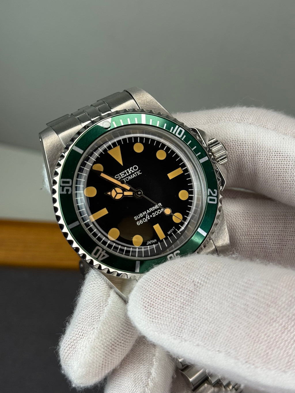 Seiko Mod Green Vintage Sub Diver | Oyster • 40mm Sapphire• NH35 Automatic