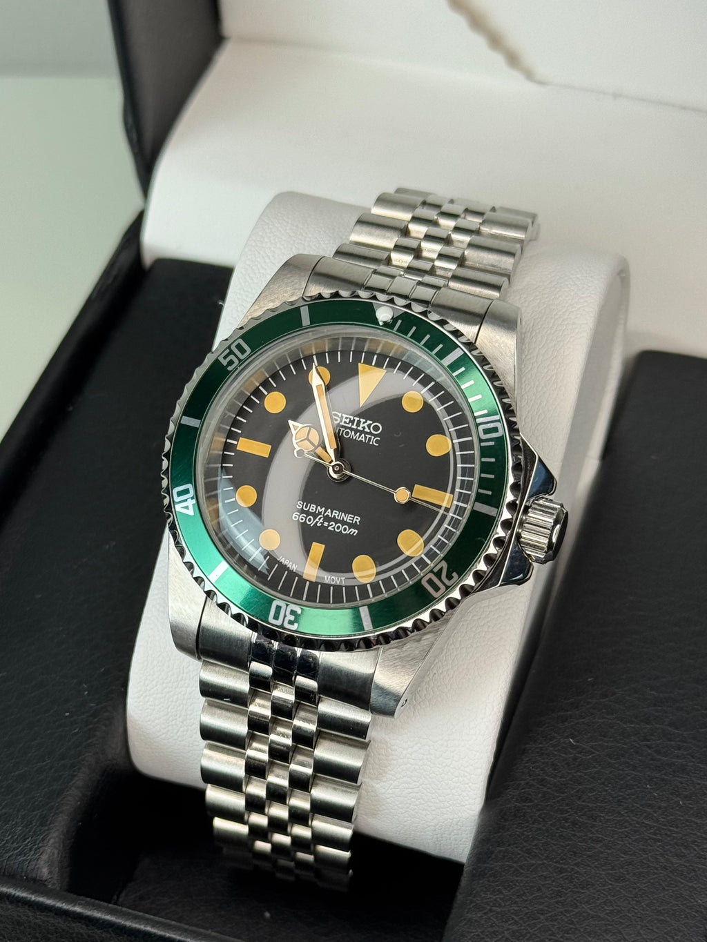 Seiko Mod Green Vintage Sub Diver | Oyster • 40mm Sapphire• NH35 Automatic