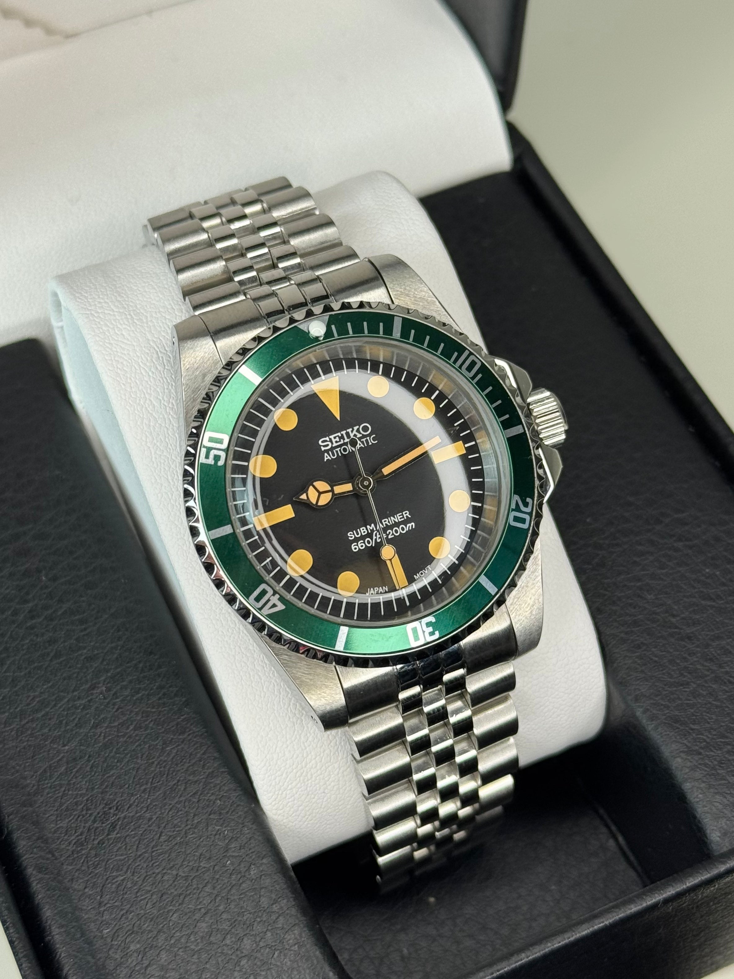 Seiko Mod Green Vintage Sub Diver | Oyster • 40mm Sapphire• NH35 Automatic