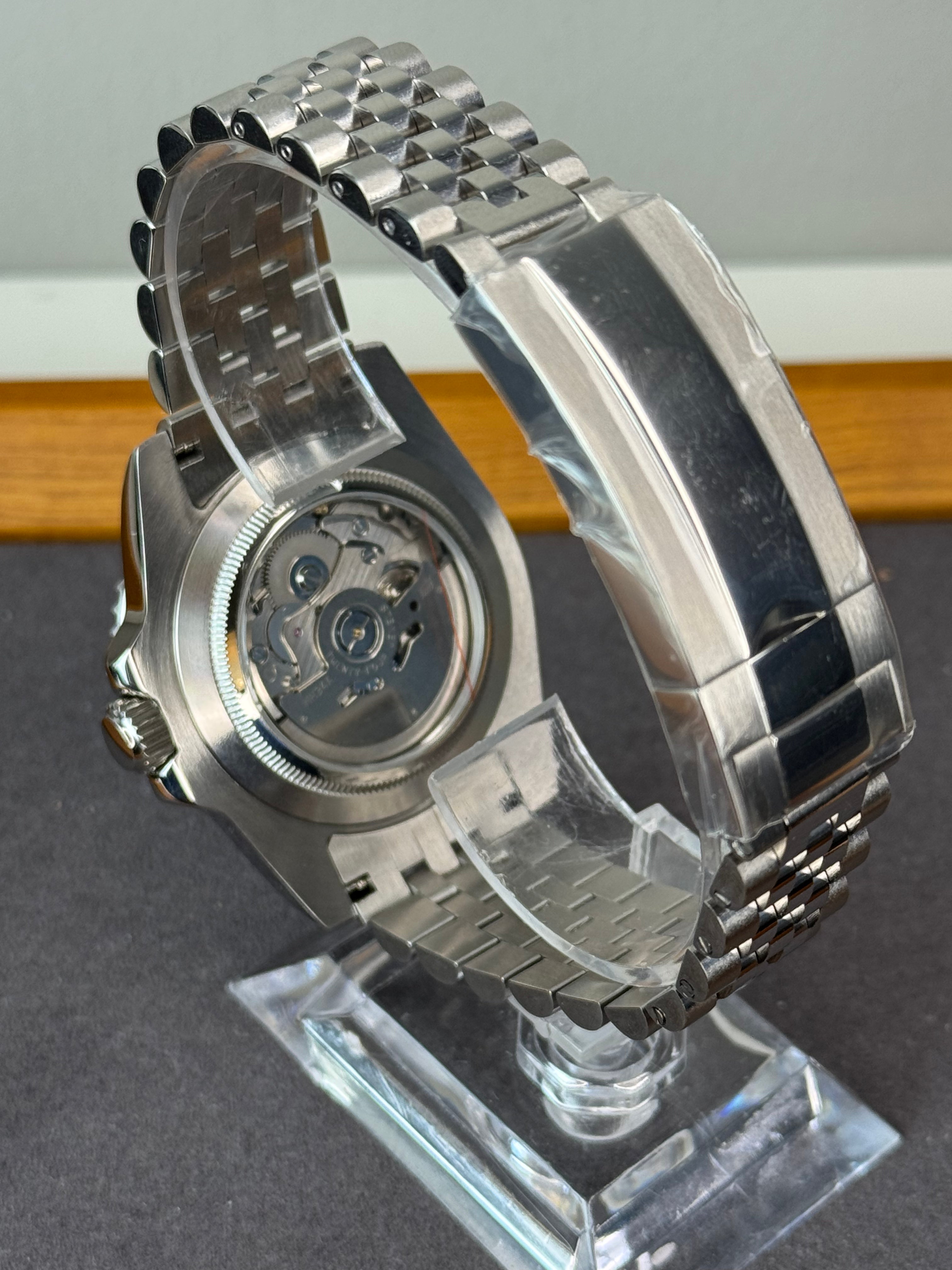 Seiko Mod 'Batman' GMT Diver | Jubilee • 40mm Sapphire• NH35 Automatic